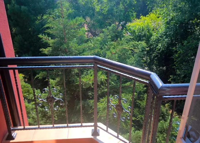 светлая на 4 этаже 拉夫达