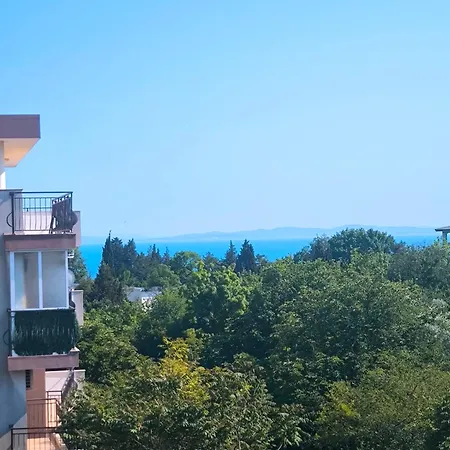 светлая на 4 этаже Lejlighed *